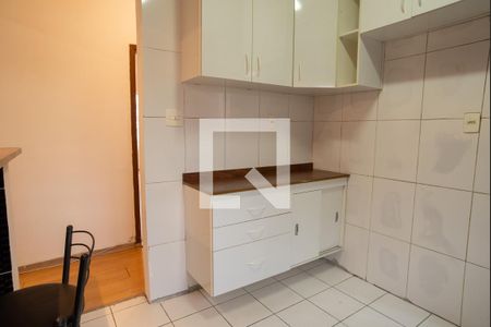 Cozinha de apartamento para alugar com 1 quarto, 66m² em Bela Vista, São Paulo