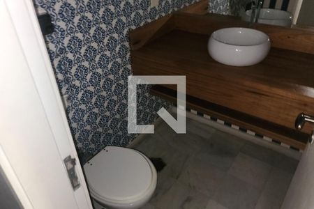 Lavabo de apartamento à venda com 4 quartos, 200m² em Laranjeiras, Rio de Janeiro