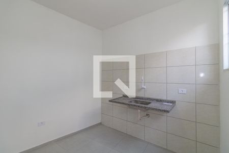 Cozinha de casa para alugar com 1 quarto, 25m² em Vila Hebe, São Paulo