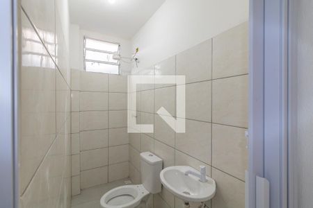 Banheiro de casa para alugar com 1 quarto, 25m² em Vila Hebe, São Paulo