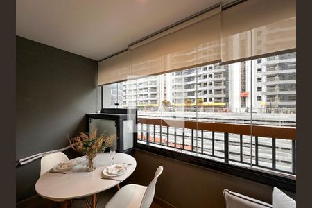 Sacada de kitnet/studio para alugar com 1 quarto, 25m² em Brooklin Paulista, São Paulo