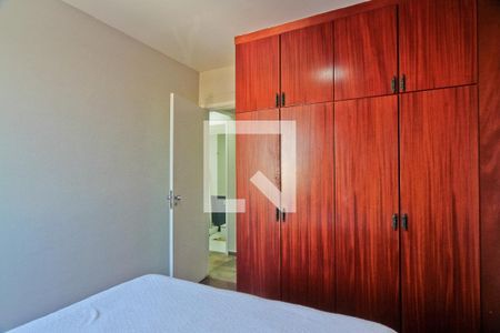 Quarto 2 de apartamento para alugar com 3 quartos, 75m² em Piqueri, São Paulo