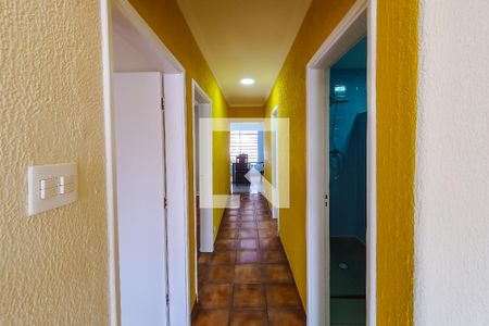 Corredor de casa à venda com 3 quartos, 247m² em Vila Firmiano Pinto, São Paulo