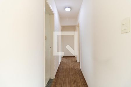 Corredor de apartamento para alugar com 3 quartos, 120m² em Liberdade, São Paulo