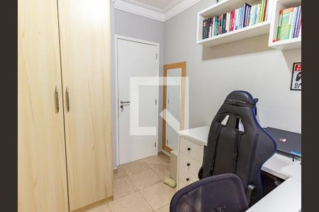 Quarto 1 de apartamento para alugar com 2 quartos, 48m² em Vila Bertioga, São Paulo