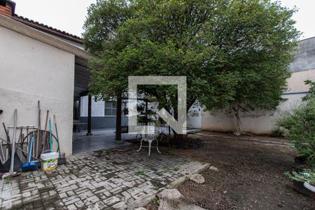 Casa para alugar com 400m², 4 quartos e 4 vagas Casa para alugar com 400m², 4 quartos e 4 vagasÁrea Externa