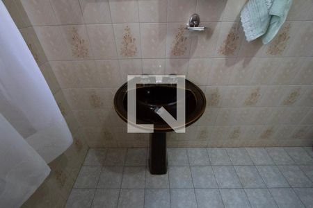 Casa para alugar com 400m², 4 quartos e 4 vagas Casa para alugar com 400m², 4 quartos e 4 vagasBanheiro