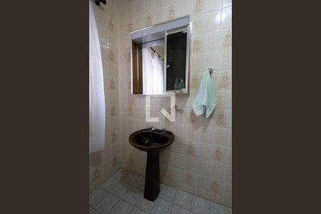 Casa para alugar com 400m², 4 quartos e 4 vagas Casa para alugar com 400m², 4 quartos e 4 vagasBanheiro