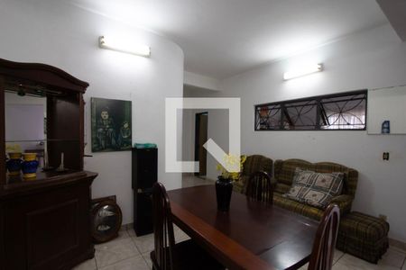 Casa para alugar com 400m², 4 quartos e 4 vagas Casa para alugar com 400m², 4 quartos e 4 vagasSala 2