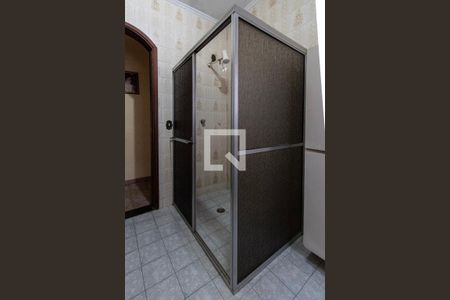 Casa para alugar com 400m², 4 quartos e 4 vagas Casa para alugar com 400m², 4 quartos e 4 vagasBanheiro