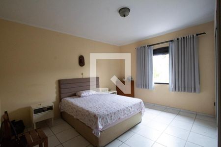 Casa para alugar com 400m², 4 quartos e 4 vagas Casa para alugar com 400m², 4 quartos e 4 vagasQuarto 2