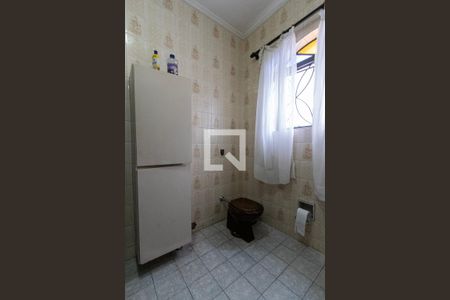 Casa para alugar com 400m², 4 quartos e 4 vagas Casa para alugar com 400m², 4 quartos e 4 vagasBanheiro