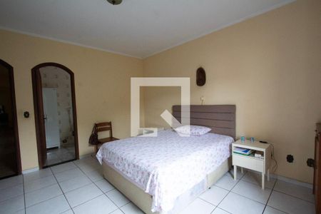 Casa para alugar com 400m², 4 quartos e 4 vagas Casa para alugar com 400m², 4 quartos e 4 vagasQuarto 2