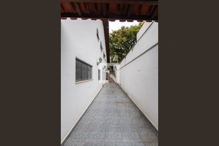 Casa para alugar com 400m², 4 quartos e 4 vagas Casa para alugar com 400m², 4 quartos e 4 vagasÁrea Externa