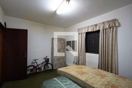 Casa para alugar com 400m², 4 quartos e 4 vagas Casa para alugar com 400m², 4 quartos e 4 vagasQuarto 4