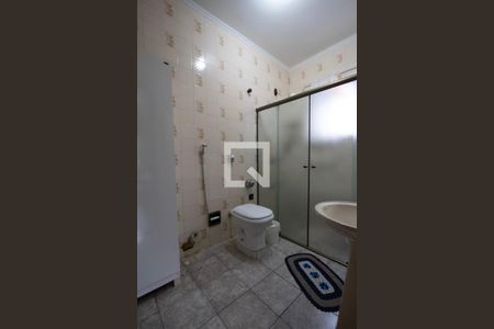 Casa para alugar com 400m², 4 quartos e 4 vagas Casa para alugar com 400m², 4 quartos e 4 vagasBanheiro