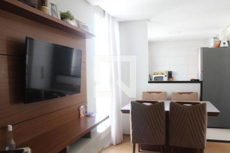 Sala de apartamento para alugar com 2 quartos, 44m² em Jardim das Margaridas, Salvador