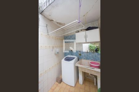 Casa à venda com 79m², 2 quartos e 2 vagas Casa à venda com 79m², 2 quartos e 2 vagasÁrea de Serviço