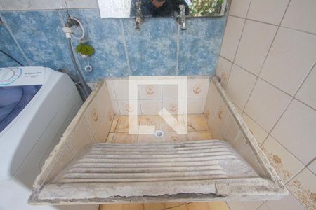 Casa à venda com 79m², 2 quartos e 2 vagas Casa à venda com 79m², 2 quartos e 2 vagasTanque