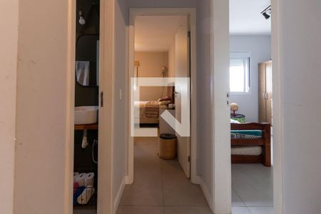 Corredor de apartamento para alugar com 2 quartos, 85m² em Jardim Maranhao, Embu das Artes