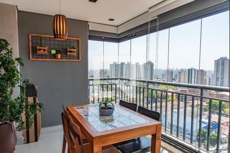 Varanda de apartamento à venda com 2 quartos, 60m² em Vila Dom Pedro I, São Paulo