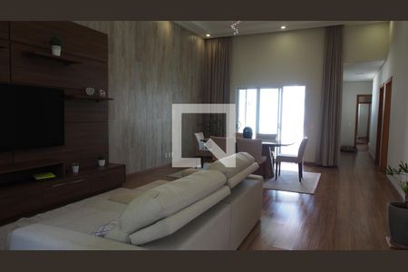 Casa para alugar com 185m², 3 quartos e 3 vagasSala