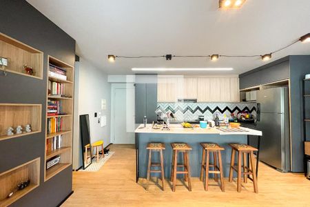 Sala/Cozinha de apartamento à venda com 1 quarto, 70m² em Vila Pompéia, São Paulo
