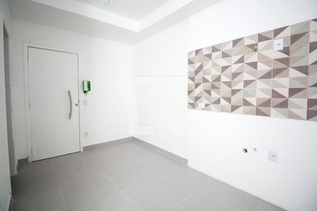 Sala/Cozinha de apartamento à venda com 2 quartos, 35m² em Vila Monumento, São Paulo