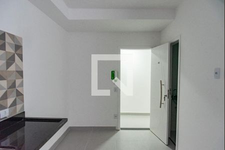 Sala/Cozinha de apartamento para alugar com 2 quartos, 35m² em Vila Monumento, São Paulo