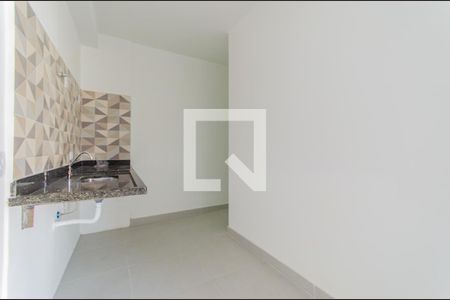 Sala/Cozinha de apartamento para alugar com 2 quartos, 37m² em Vila Monumento, São Paulo