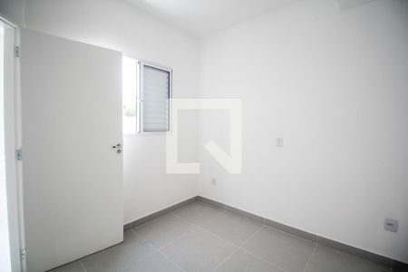 Quarto 2 de apartamento para alugar com 2 quartos, 37m² em Vila Monumento, São Paulo