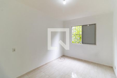 Quarto 1 de apartamento para alugar com 2 quartos, 60m² em Jardim Santa Emília, São Paulo