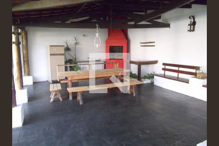 Casa à venda com 4 quartos, 416m² em Jardim Santa Helena, São Paulo