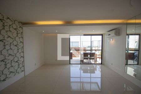 Apartamento para alugar com 160m², 2 quartos e 2 vagasSala