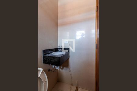 Banheiro de casa para alugar com 1 quarto, 40m² em Portal dos Gramados, Guarulhos