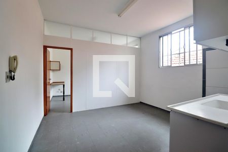 Sala/Cozinha de kitnet/studio para alugar com 1 quarto, 40m² em Santa Teresinha, Santo André