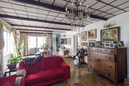 Sala de casa à venda com 4 quartos, 750m² em Pacaembu, São Paulo