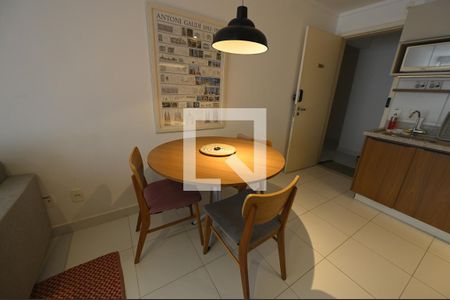 Sala de Jantar de kitnet/studio para alugar com 1 quarto, 55m² em Jardim Goiás, Goiânia