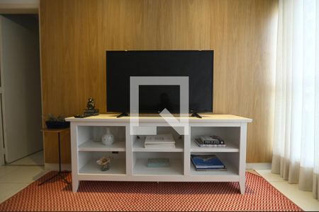 Sala de kitnet/studio para alugar com 1 quarto, 55m² em Jardim Goiás, Goiânia