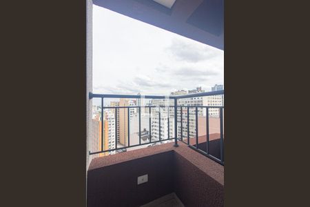 Sacada de kitnet/studio para alugar com 1 quarto, 38m² em Centro, Curitiba