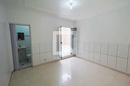 Quarto de casa para alugar com 1 quarto, 60m² em Jardim Santo Alberto, Santo André