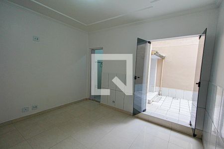 Quarto de casa para alugar com 1 quarto, 60m² em Jardim Santo Alberto, Santo André