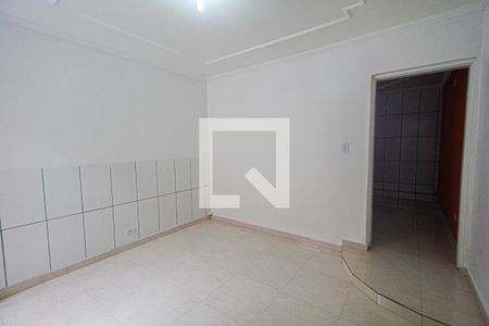 Quarto de casa para alugar com 1 quarto, 60m² em Jardim Santo Alberto, Santo André