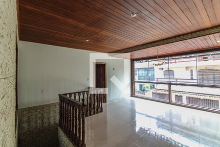 Sala de casa de condomínio à venda com 2 quartos, 260m² em Recreio dos Bandeirantes, Rio de Janeiro