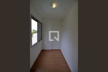 Quarto 1 de apartamento para alugar com 3 quartos, 73m² em Jardim Londrina, São Paulo