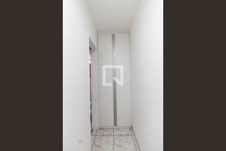 Corredor de apartamento para alugar com 2 quartos, 60m² em Parada Inglesa, São Paulo