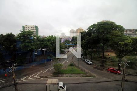 Vista do Quarto 1 de apartamento para alugar com 2 quartos, 48m² em Olaria, Rio de Janeiro