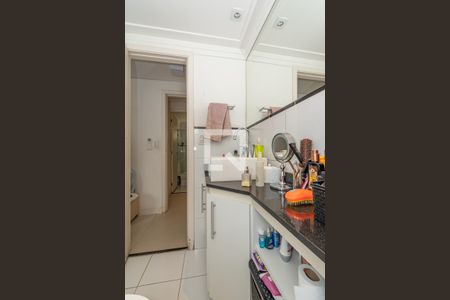 Banheiro do Quarto 1 de apartamento para alugar com 3 quartos, 92m² em Vila Brandina, Campinas