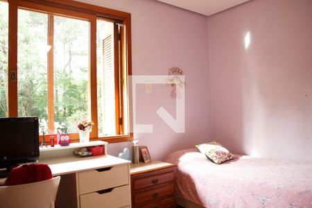 Casa de condomínio à venda com 334m², 4 quartos e 2 vagas Casa de condomínio à venda com 334m², 4 quartos e 2 vagasQuarto 2