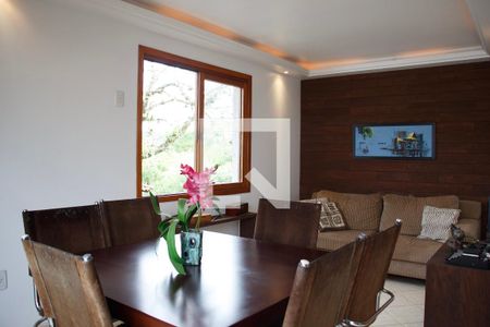 Casa de condomínio à venda com 334m², 4 quartos e 2 vagas Casa de condomínio à venda com 334m², 4 quartos e 2 vagasEspaço Gourmet